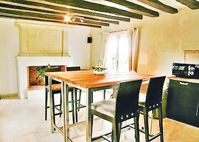 Lovely In With Wifi Holiday home Saumur